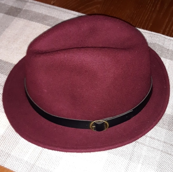 Hat - Picture 4 of 4